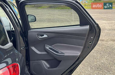 Хэтчбек Ford Focus 2014 в 