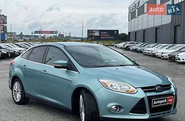 Седан Ford Focus 2011 в 