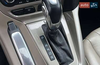 Седан Ford Focus 2011 в 