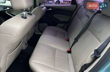 Седан Ford Focus 2011 в 