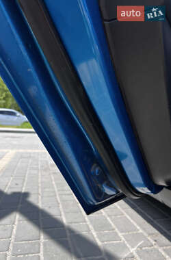 Хэтчбек Ford Focus 2014 в 