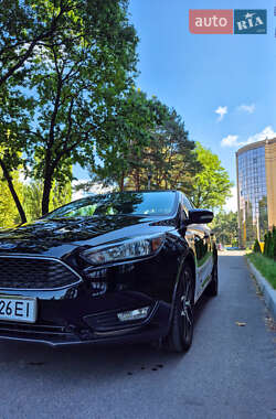 Седан Ford Focus 2017 в 