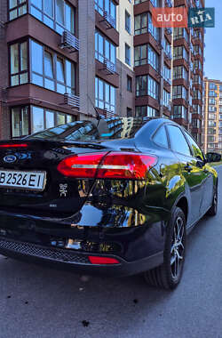 Седан Ford Focus 2017 в 