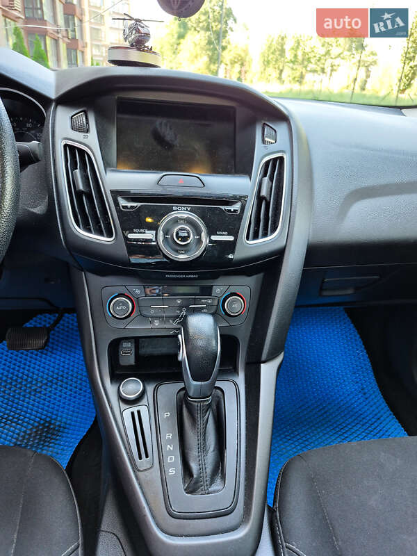 Седан Ford Focus 2017 в Чернигове