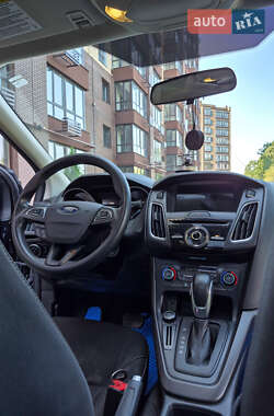 Седан Ford Focus 2017 в 