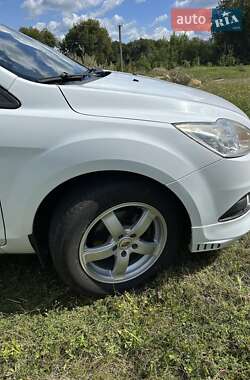 Универсал Ford Focus 2009 в 