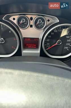 Универсал Ford Focus 2009 в 