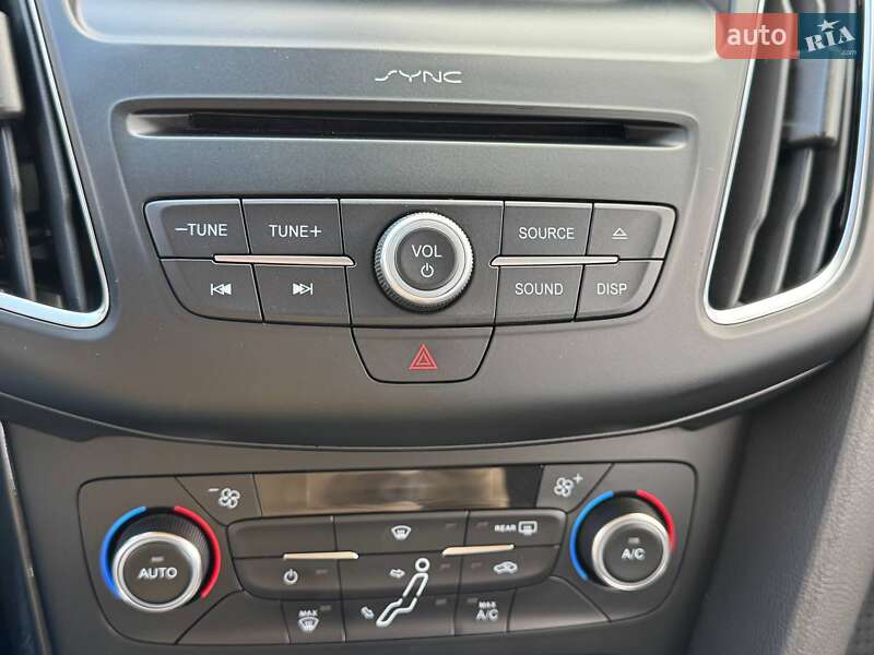 Хэтчбек Ford Focus 2017 в Киеве