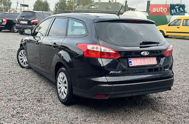 Универсал Ford Focus 2014 в 