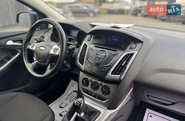 Универсал Ford Focus 2014 в 