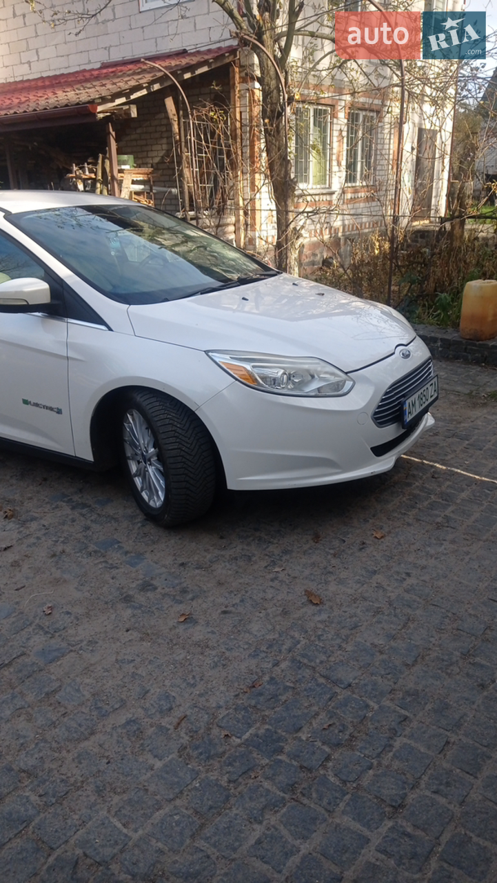 2012 Ford Focus - мініатюра 28