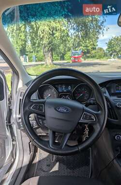 Седан Ford Focus 2014 в 