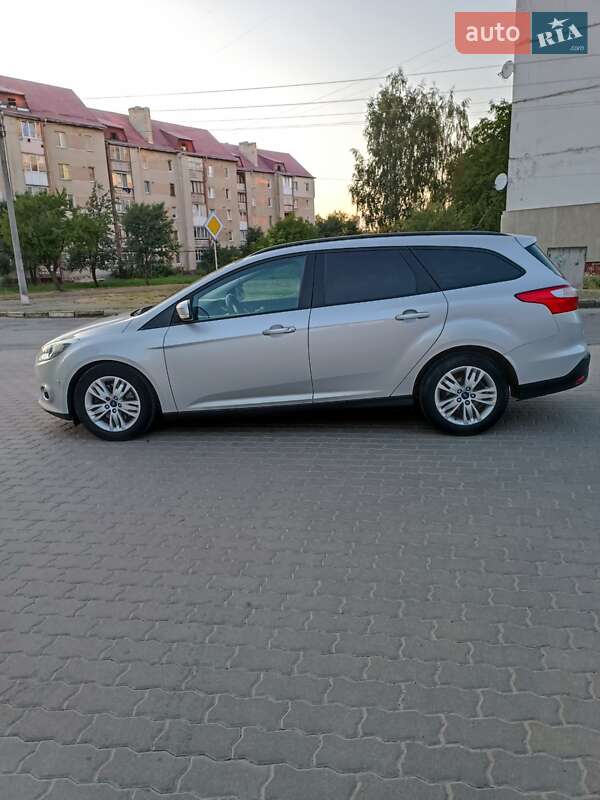 Универсал Ford Focus 2012 в 