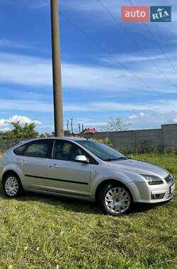 Хэтчбек Ford Focus 2007 в 