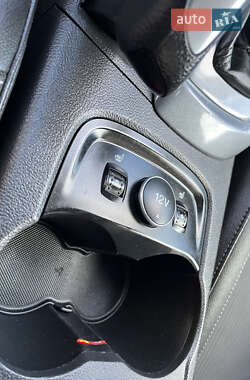 Хэтчбек Ford Focus 2012 в 