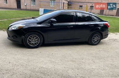 Седан Ford Focus 2014 в 
