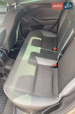 Седан Ford Focus 2014 в 
