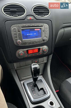 Универсал Ford Focus 2010 в 