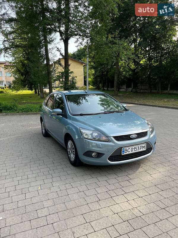 Хэтчбек Ford Focus 2008 в 