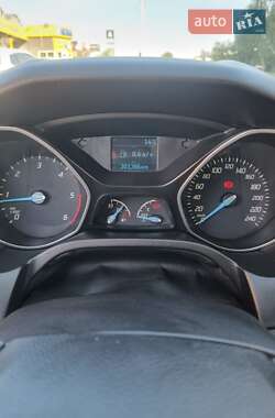 Универсал Ford Focus 2012 в 