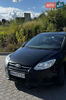 Хэтчбек Ford Focus 2014 в 