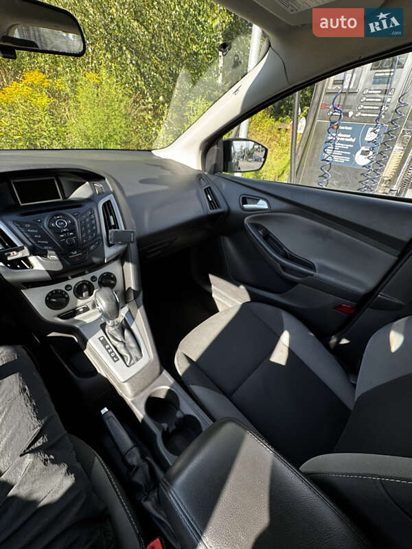 Хэтчбек Ford Focus 2014 в Львове фото 18 Хэтчбек Ford Focus 2014 в Львове