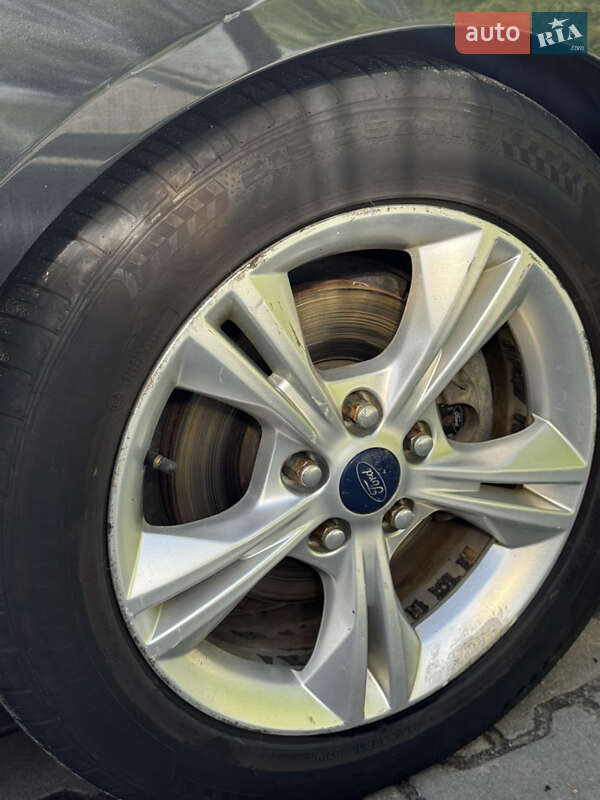 Хэтчбек Ford Focus 2014 в Львове фото 44 Хэтчбек Ford Focus 2014 в Львове