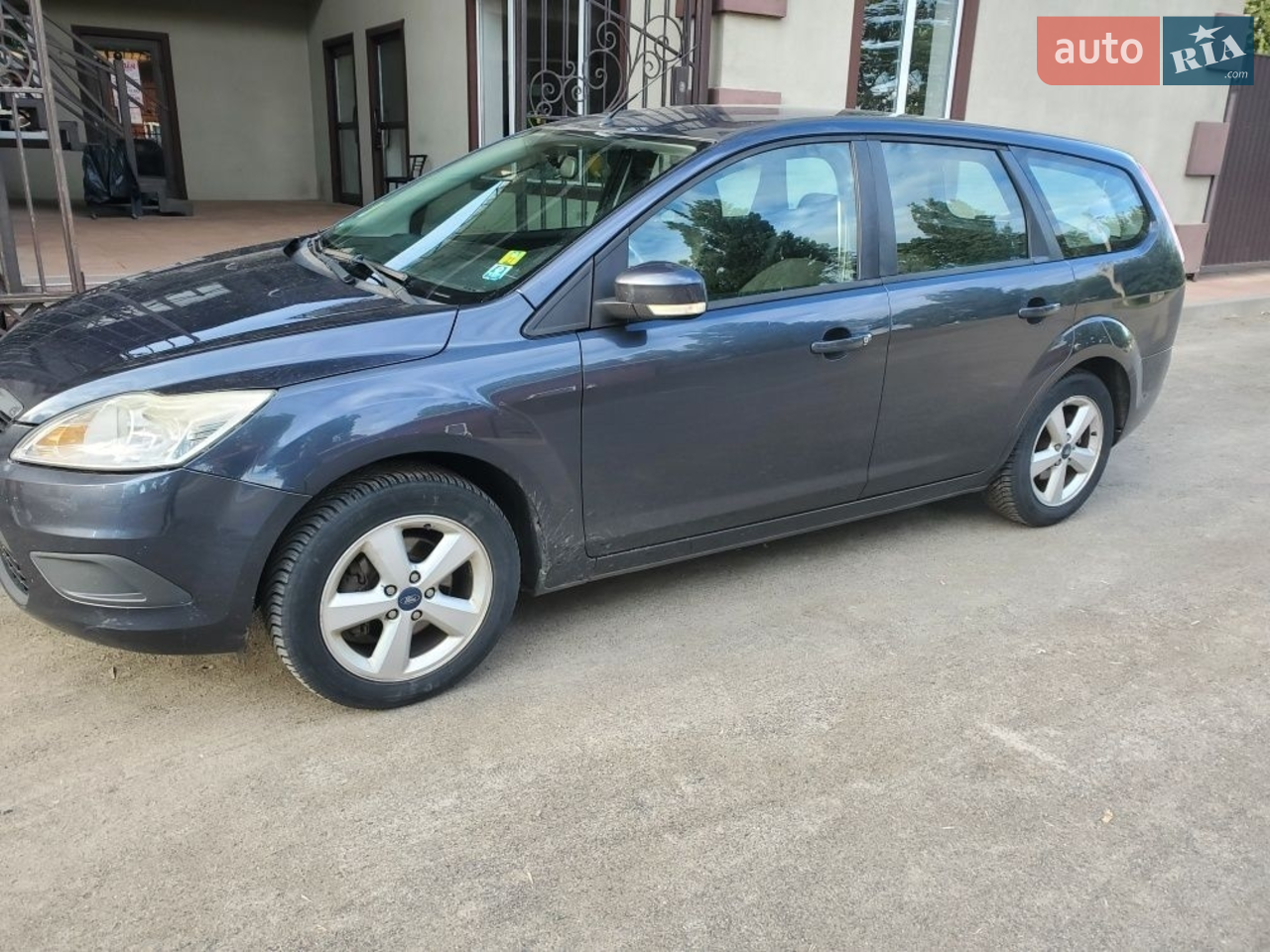 2010 Ford Focus - мініатюра 23