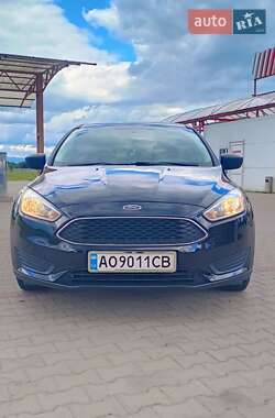Седан Ford Focus 2015 в 