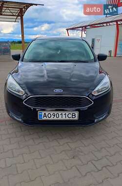 Седан Ford Focus 2015 в 