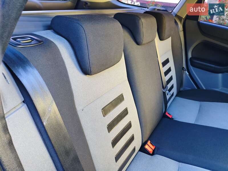 Универсал Ford Focus 2010 в Львове