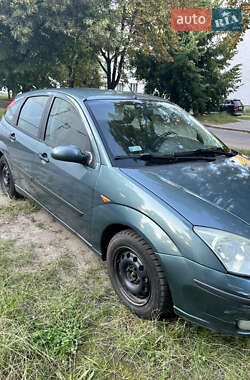 Хетчбек Ford Focus 2002 в 