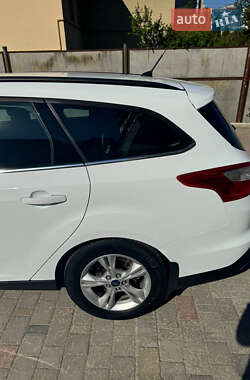 Универсал Ford Focus 2013 в 