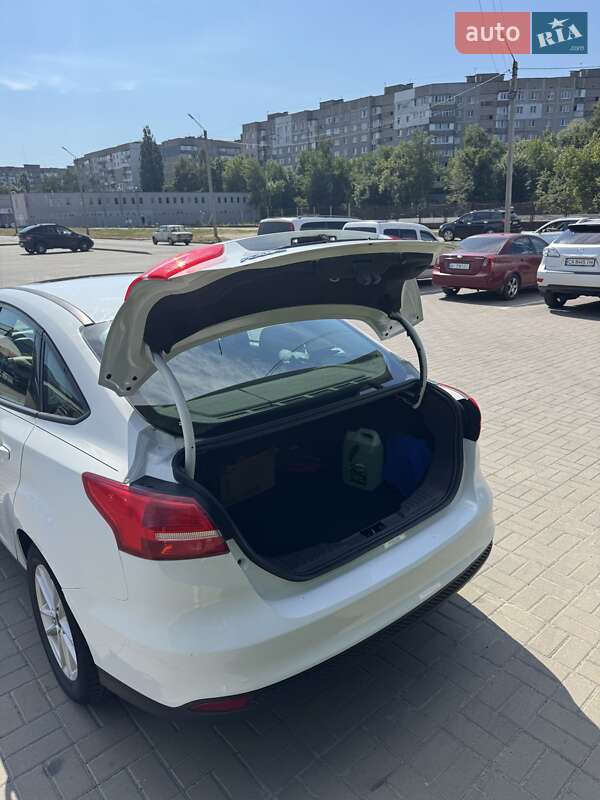 Седан Ford Focus 2015 в Черкассах