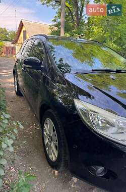 Универсал Ford Focus 2012 в 