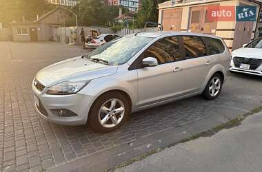 Универсал Ford Focus 2010 в 