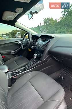 Седан Ford Focus 2016 в 