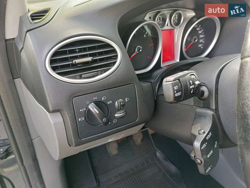 Універсал Ford Focus 2008 в Ратному