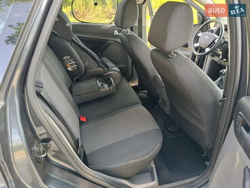 Універсал Ford Focus 2008 в Ратному