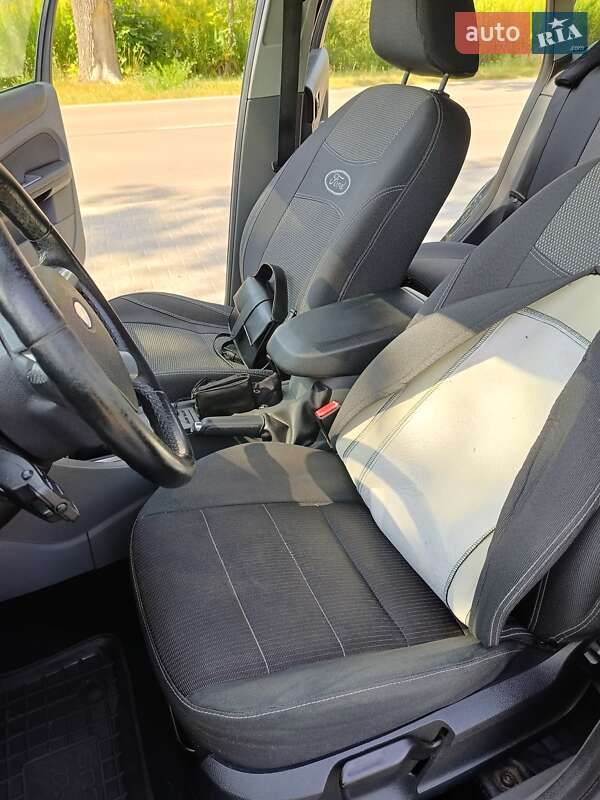 Універсал Ford Focus 2008 в Ратному