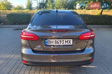 Седан Ford Focus 2016 в 