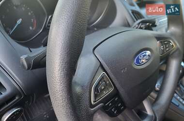 Седан Ford Focus 2016 в 
