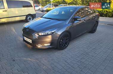 Седан Ford Focus 2016 в 