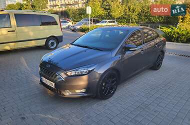 Седан Ford Focus 2016 в 