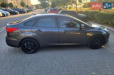 Седан Ford Focus 2016 в 