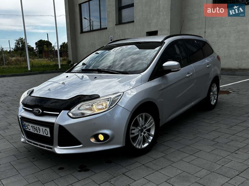 Ford Focus 2011