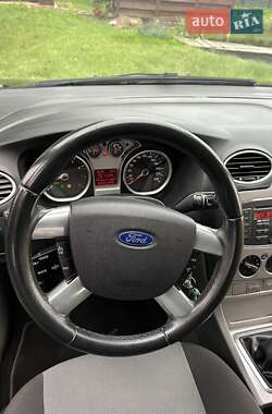 Универсал Ford Focus 2010 в 