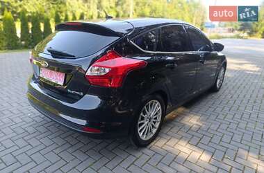Хэтчбек Ford Focus 2014 в 