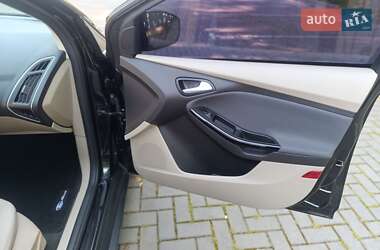 Хэтчбек Ford Focus 2014 в 