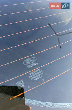 Седан Ford Focus 2015 в 
